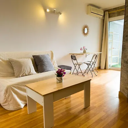 Bonito En Esencia Y Sin Complicaciones * 坎布里尔斯